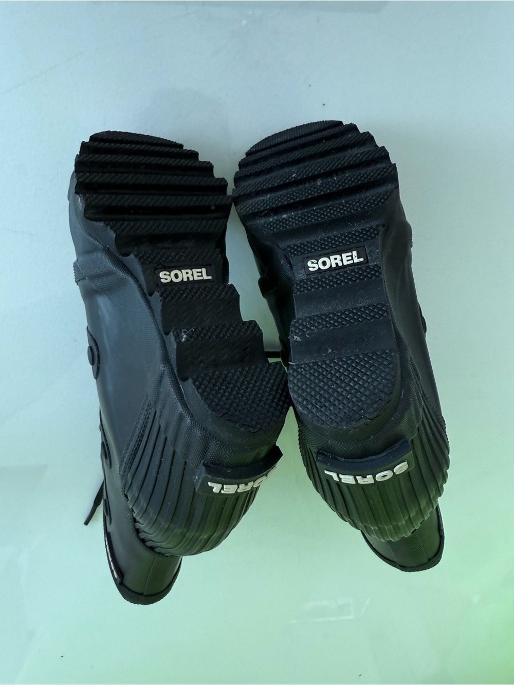 SOREL Brand New with original box
Black Women's Lace-Up Platform Rain Boot - Picture 11 of 12